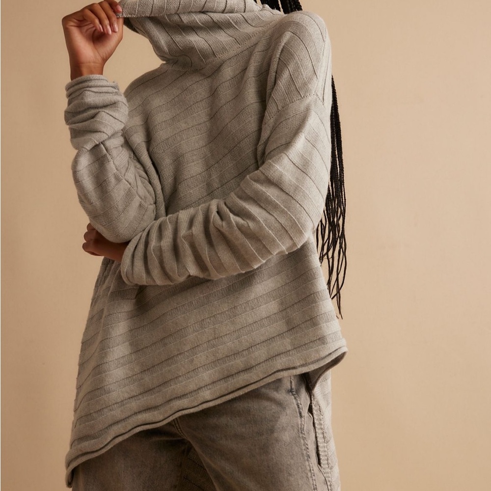 We The Free Light Gray Cowl Neck Sweater
